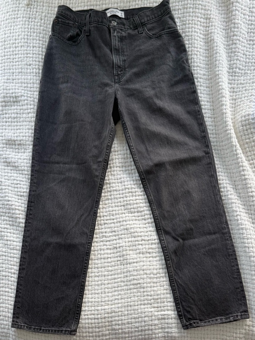 Abercrombie & Fitch Women's Black High Rise 90s Relaxed Jean Black